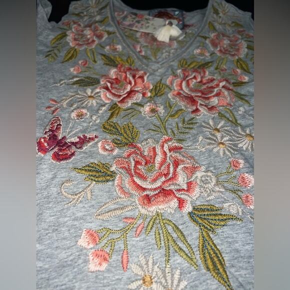 NEW JOHNNY WAS GREY EMBROIDERED FLORAL CECILE COLD SHOULDER TUNIC SZ SMALL - Picture 4 of 10